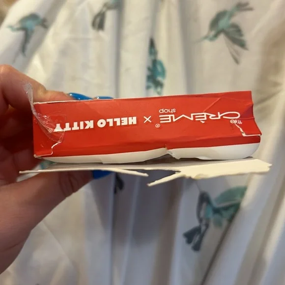 🩵3/$18🩵 CREME SHOP HELLO KITTY PRESS ON NAILS KIT MEDIUM ALMOND GEL valentine - Picture 6 of 8